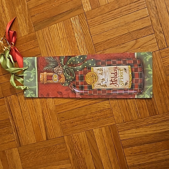 3 for $10 Holiday Wine Bottle Gift Bags. Qty 5. NWOT - Picture 6 of 7